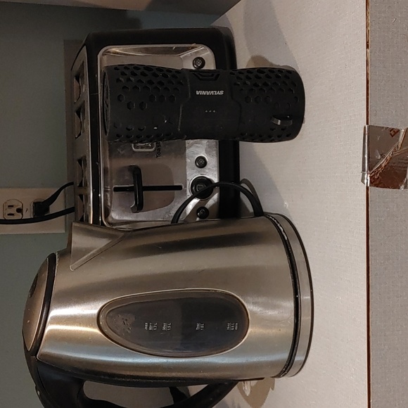 Sylvania Bluetooth speaker - Picture 3 of 3